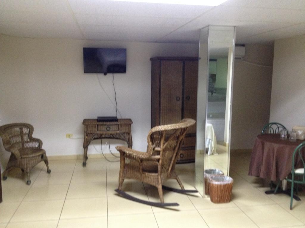 Arecibo Inn Habitación foto